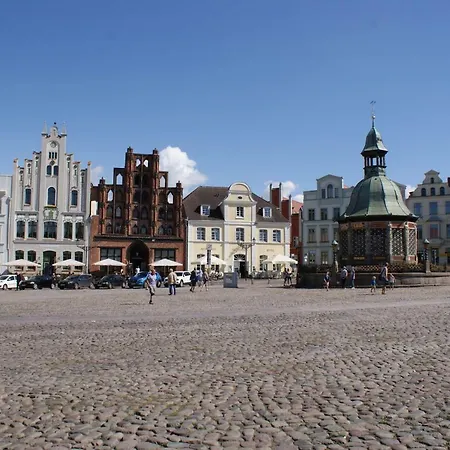 Apartment Speicherstadt Mit Meerblick & Parkplatz - Abc171 By Abcwismar *